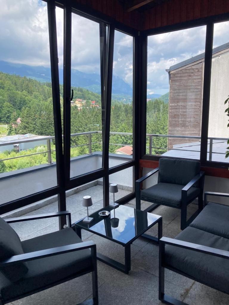 Best View Ap With Parking And 2 Bathrooms Sinaia Exterior photo
