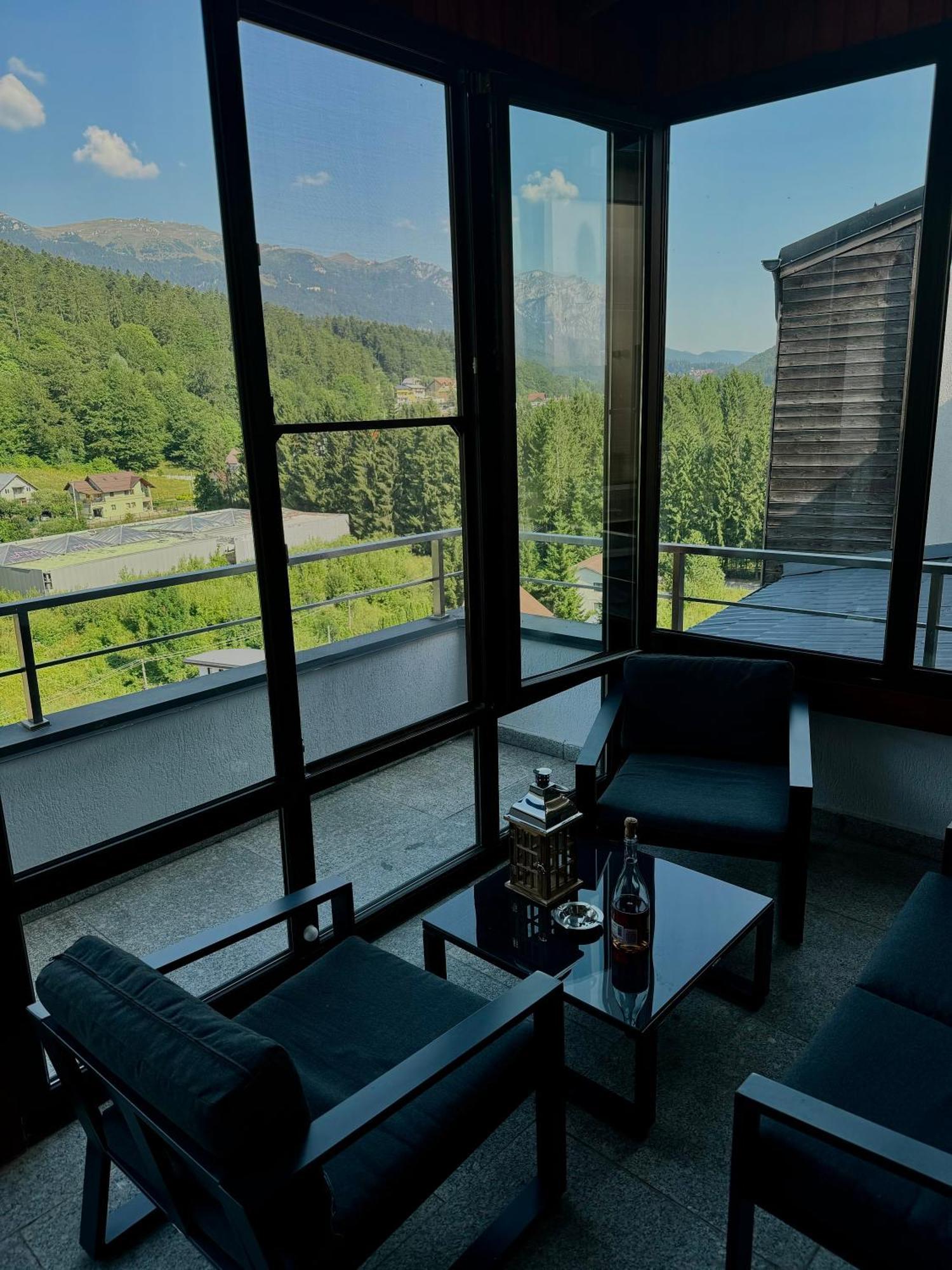 Best View Ap With Parking And 2 Bathrooms Sinaia Exterior photo